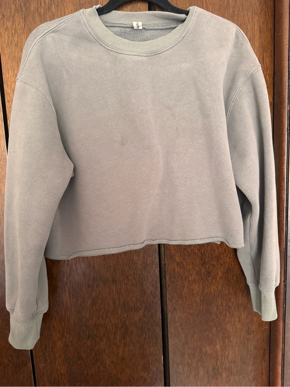 Amazhiyu Women’s Cropped Crewneck Sweatshirt - Gray